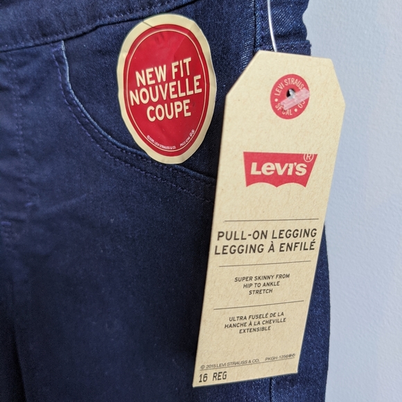 Levi's Other - Levi's pull-on leggings.